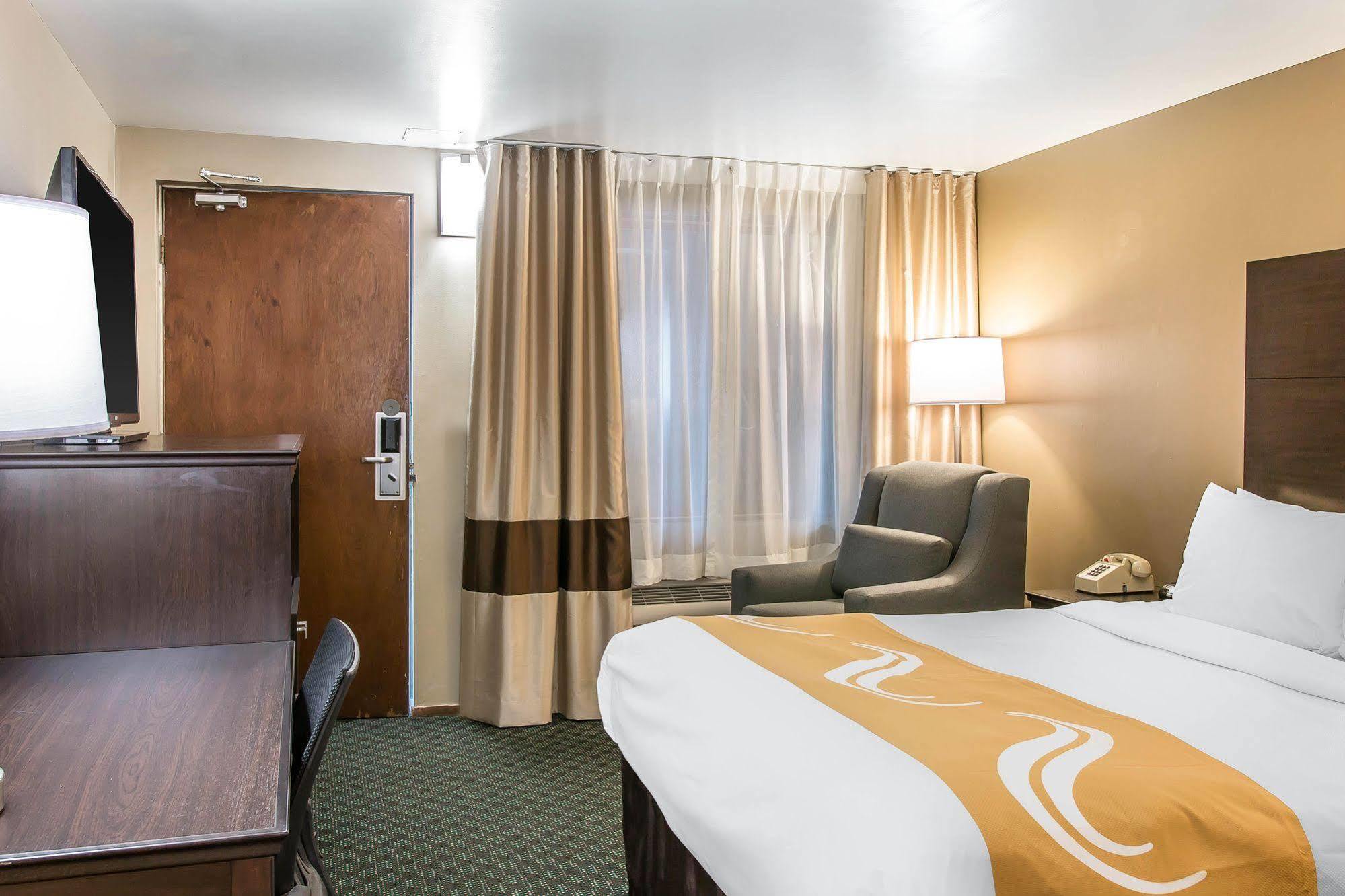 Quality Inn & Suites Houghton Exterior foto